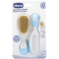 Chicco Набор детский расческа и щётка с натуральными щетинками голубой 0 мес +