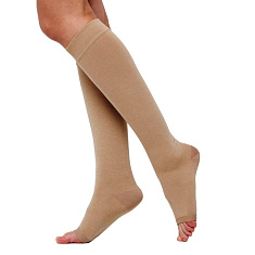 Центр Компресс Чулки компрессионные до колена с открытым мыском 1 класс размер 4 кремовые